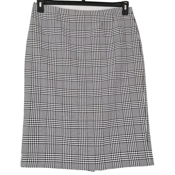 Jones Studio Dresses & Skirts - Jones Studio Separates~Woman Size 12~ Black/White Lined Pencil Office Wear Skirt